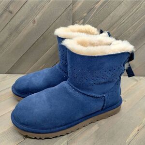 UGG Australia Dae Sunshine Blue‎ Suede Fleece Lined Short Boots Womens Size 8